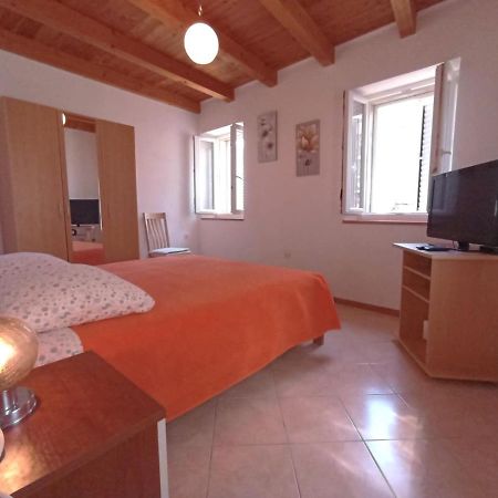 Ana Apartments Vis Ngoại thất bức ảnh